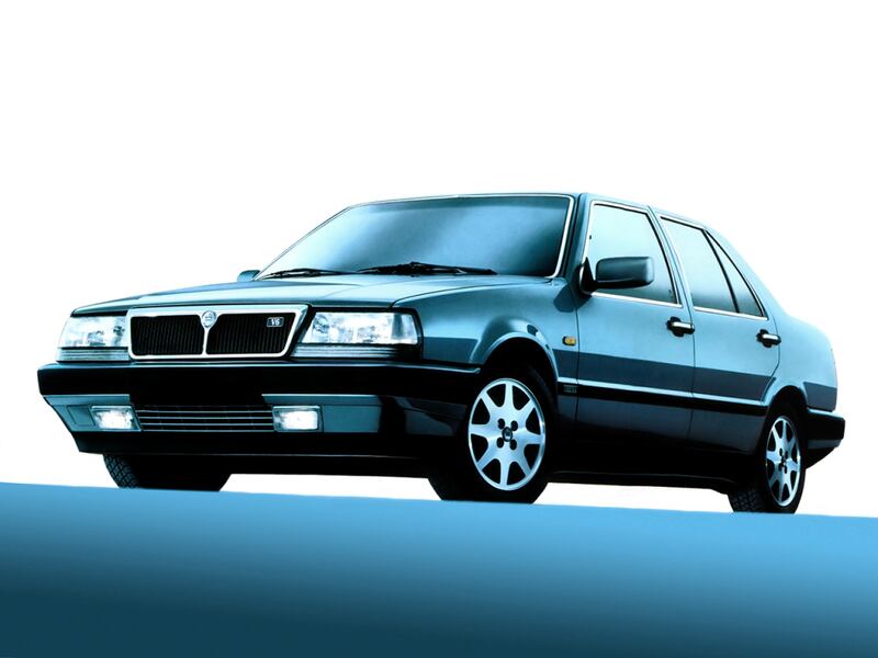 Lancia Thema, guarda la gallery 33
