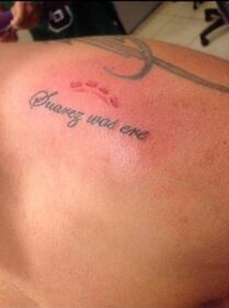 Il morso di Suarez diventa un tatuaggio 1