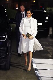 Meghan Markle chic in bianco: foto 4