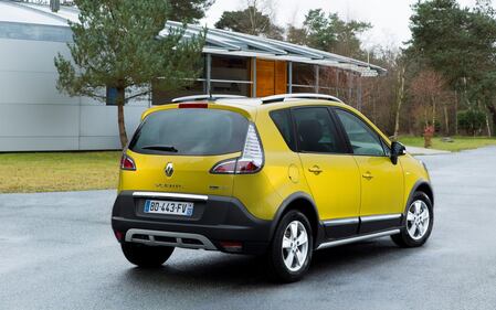 Renault Scenic XMOD Cross 8