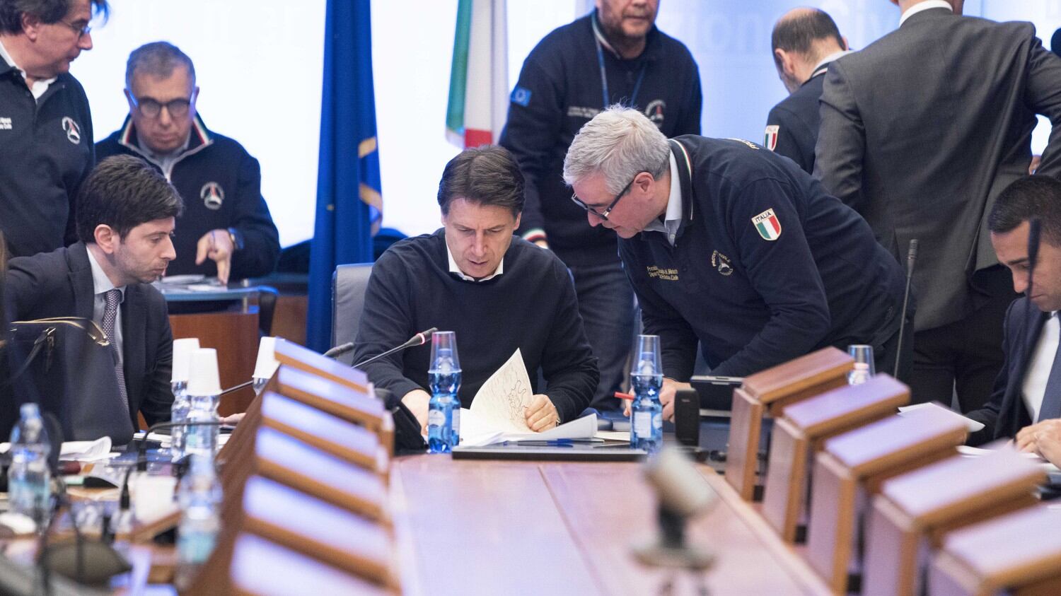Conte tenta la manovra bipartisan ma al vertice si parla solo di sanità