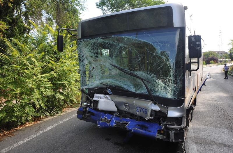 Incidente mortale tra un'auto e un bus a Torino 1