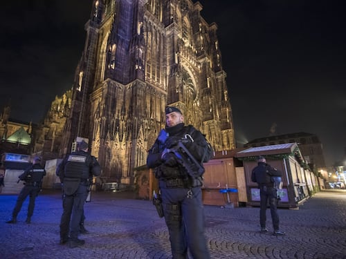 Strasburgo, Cherif segnalato già alle elementari. Ma a casa aveva bombe a mano