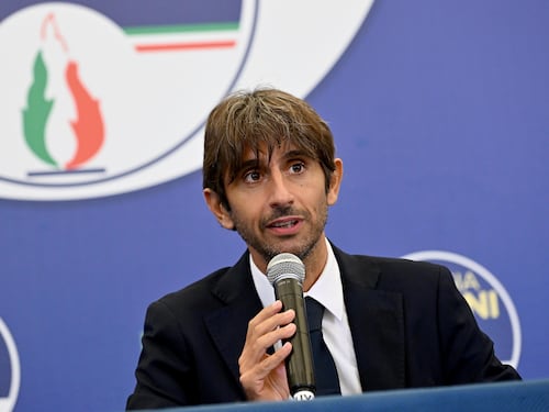 Il miracolo di Donzelli, i perbenisti si sono svegliati e Prodi: quindi, oggi…