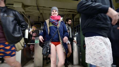 No Pants Subway Ride: in mutande in metro 7