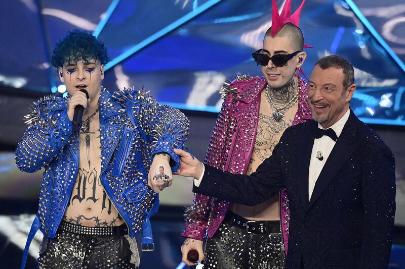 Sanremo 2024: ecco il look della finalissima del Festival dei La Sad 10