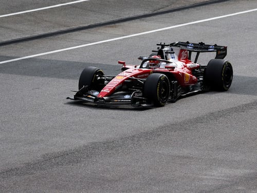F1, bene la Ferrari nelle libere a Sepang. Leclerc primo, Antonelli solo 8°