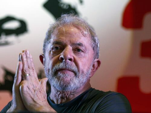 Brasile, Lula si consegnerà dopo la messa in ricordo della moglie