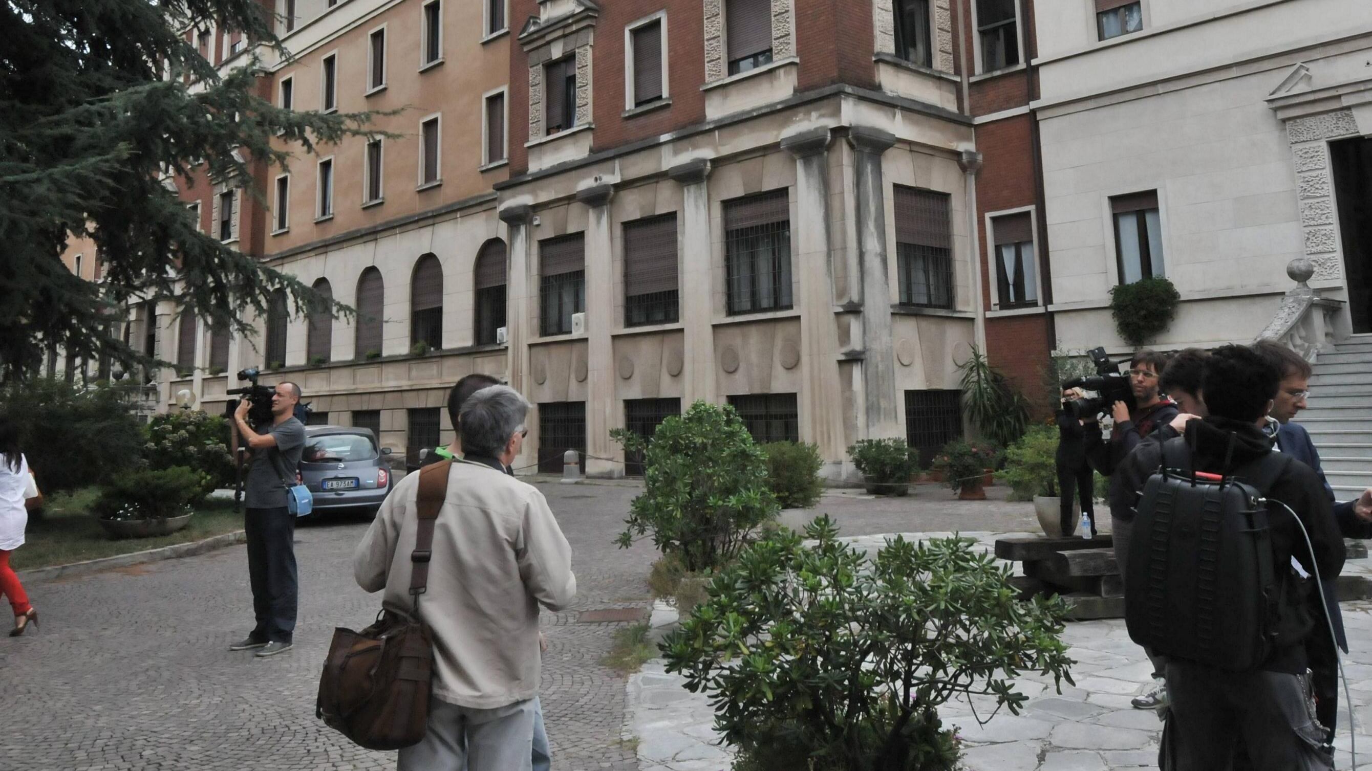 Scola: «Un dono di Dio a Milano» Lunedì funerali e lutto cittadino