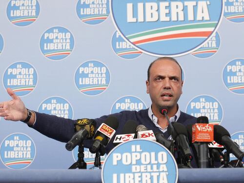 Alfano: "Confermo le primarie per il 16 dicembre. E mi candido"