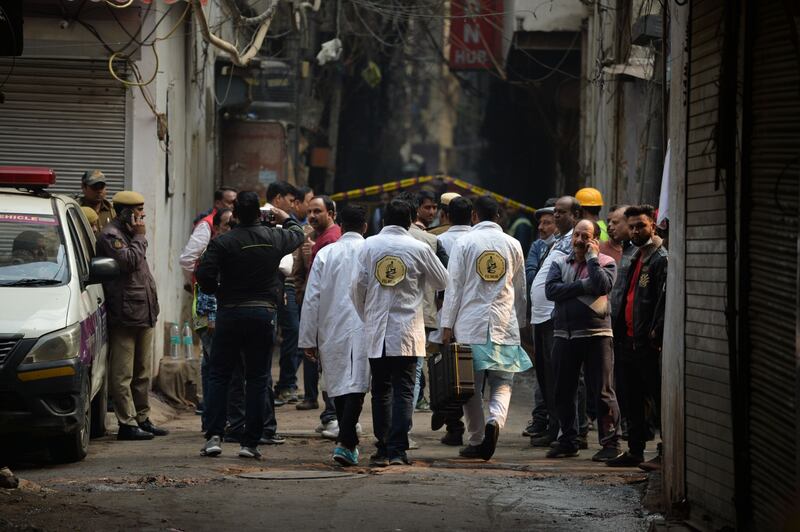 Incendio divampato in una fabbrica di New Delhi,. Molti gli operai morti 5