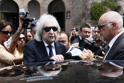 Vanzina, tutto il cinema italiano presente ai funerali 7