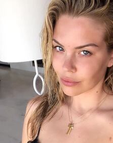 Costanza Caracciolo sexy alle Bahamas  1
