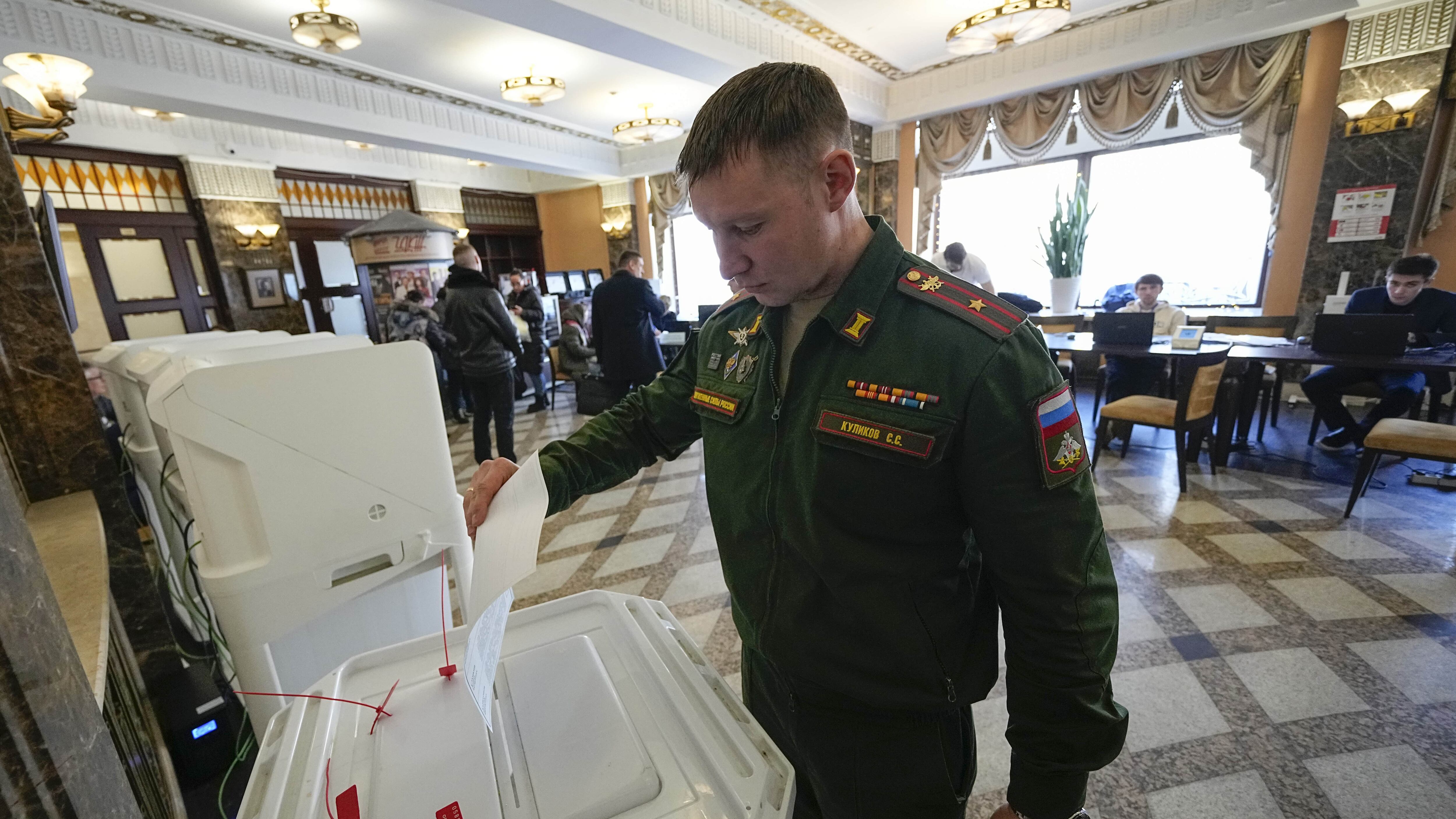 Russia, bombe sulle elezioni: "Raid ucraino su due seggi"