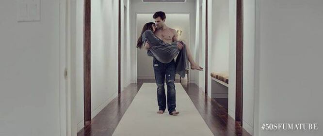Cinquanta sfumature di grigio: scene hot 19