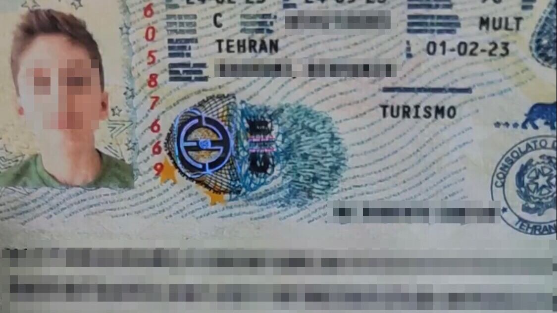 Documenti falsificati e truffe: cosa c'è dietro il business dell'immigrazione