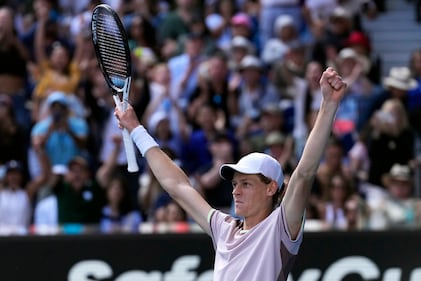 Jannik Sinner vola in finale agli Australian Open: le immagini più belle del match contro Djokovic 18