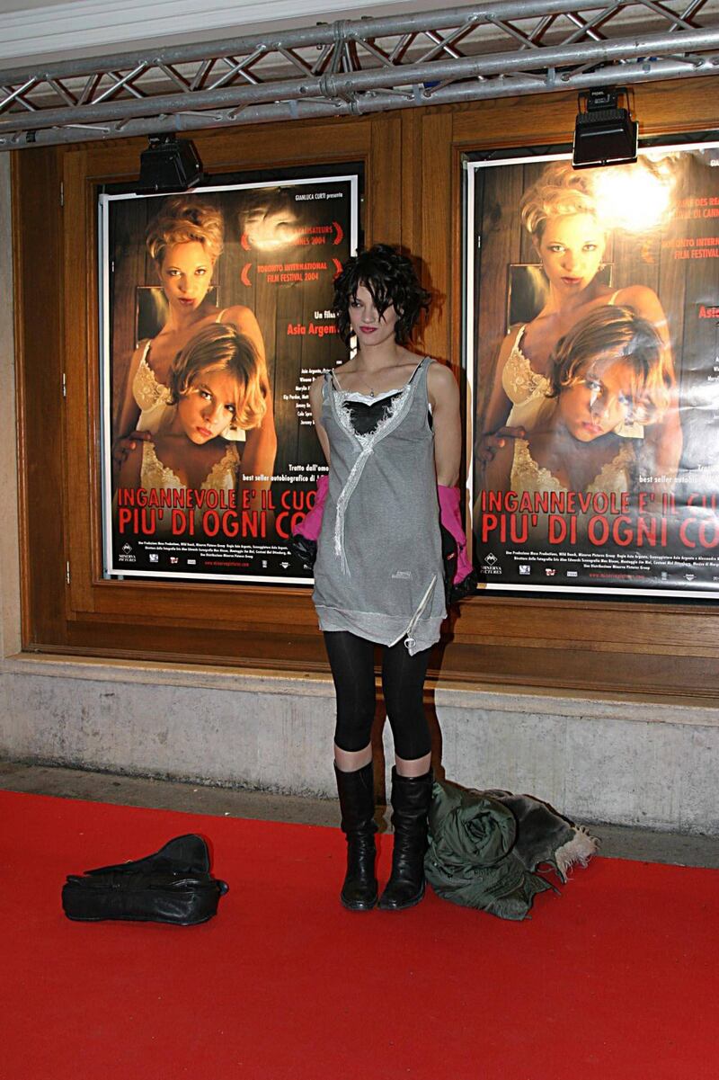 Asia Argento, le foto dell'artista 7