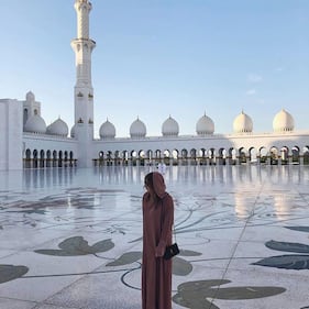 Lady Piatek incanta su Instagram: gli scatti della bella Paulina 9