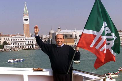Con Forza Italia, il Cavaliere ha cambiato l'Italia 6