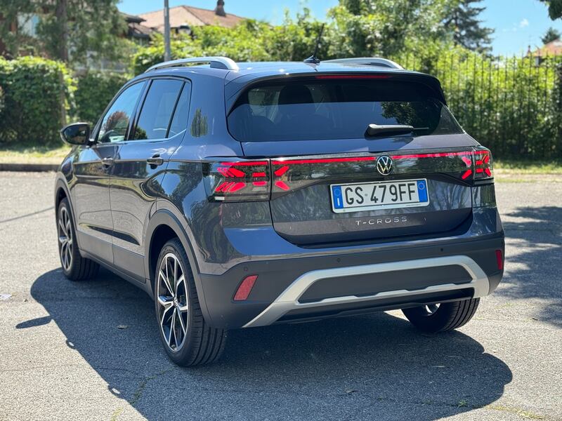 Volkswagen T-Cross 2024: guarda la gallery del nuovo B SUV tedesco 9