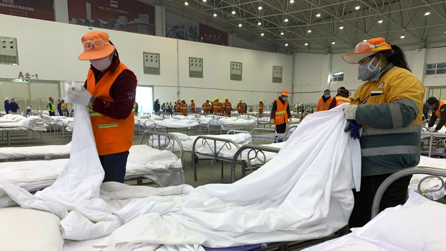 Coronavirus, in Cina guariti due pazienti di 98 anni