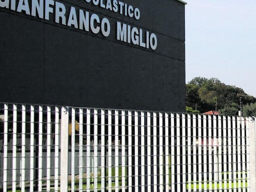 Miglio cancellato da una scuola. Così la sinistra riscrive la storia