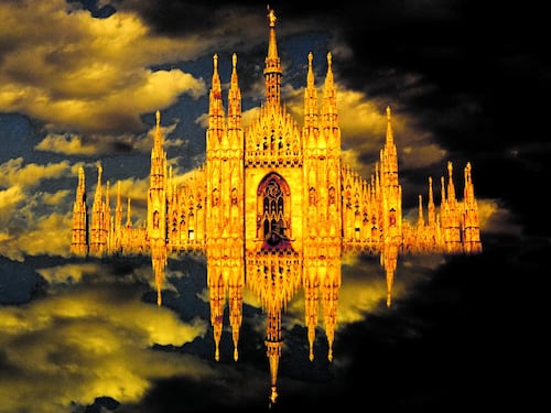 Esposte in Duomo, per la prima volta, le foto artistiche delle guglie