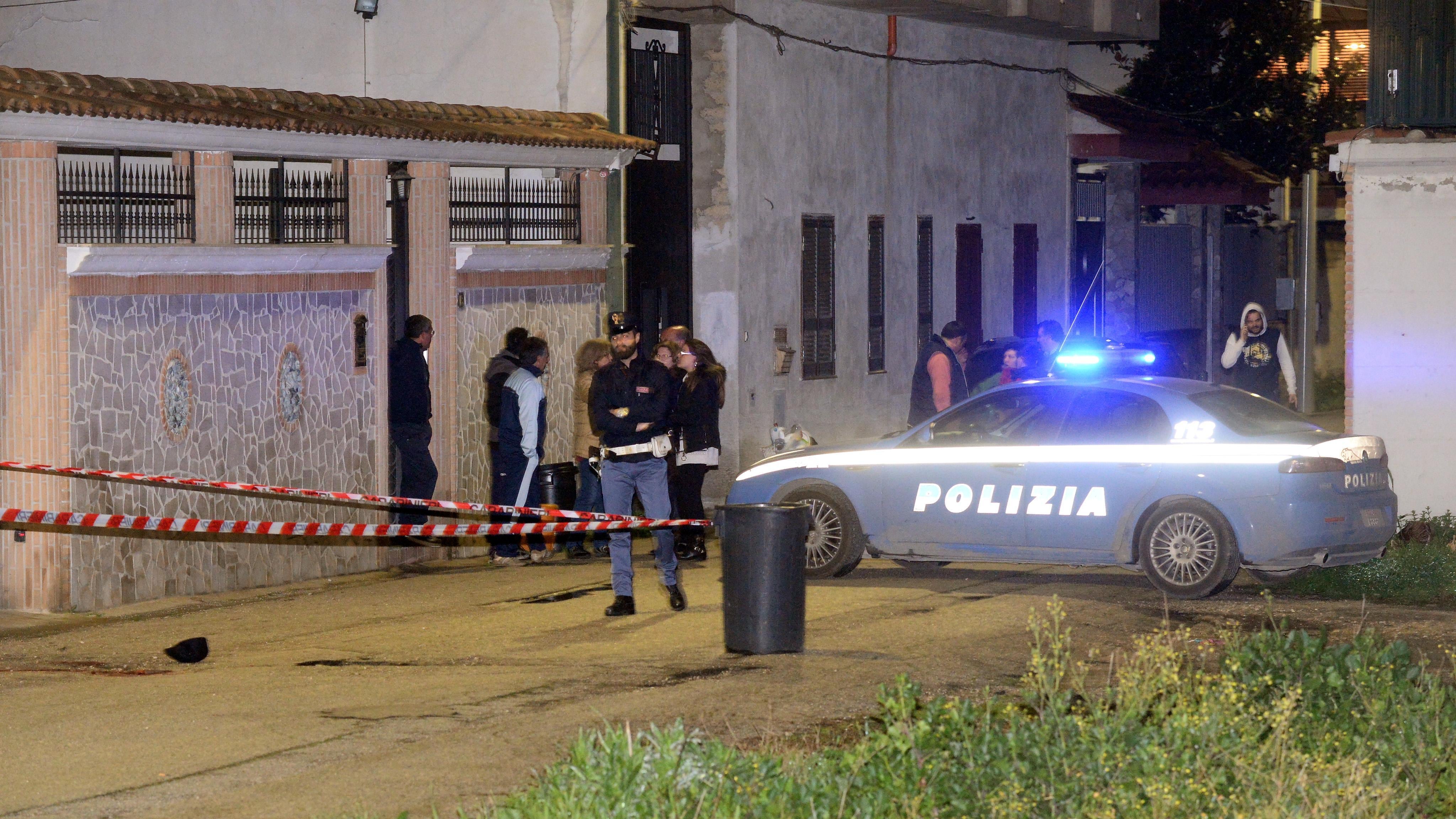 Caserta, ex muratore uccide il fratello e la nipote. Poi si toglie la vita
