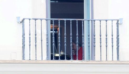 Emilio Fede agli arresti domiciliari a Napoli 7