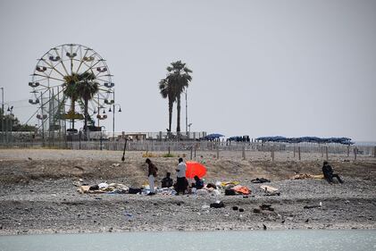 Ventimiglia: ovunque accampamenti di migranti, pure in spiaggia 4