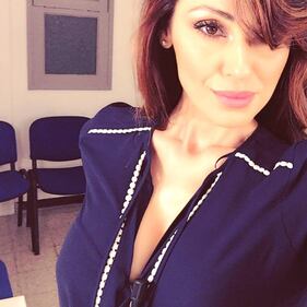 Anna Tatangelo, sexy sui social: foto 15