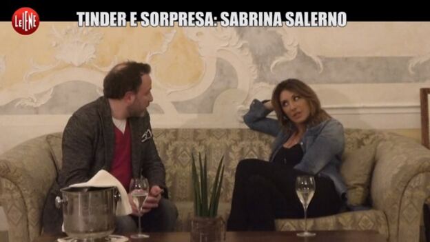 Sabrina Salerno a caccia di incontri con Le Iene