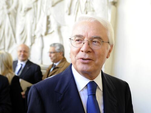 Quei banchieri di sistema che flirtano con la sinistra