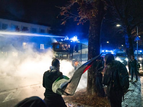 Udine, 11 agenti feriti dai pro Pal. Due sono gravi