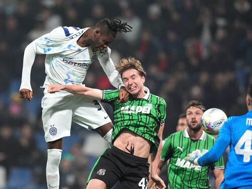 L’Inter non si ferma più e travolge 5-0 il Sassuolo. Segnano Lautaro e Thuram