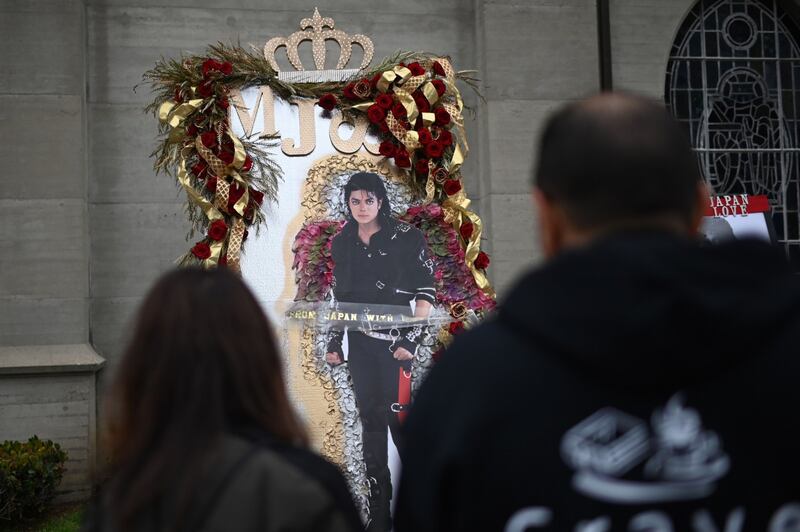 Michael Jackson ricordato dai fan: foto 8