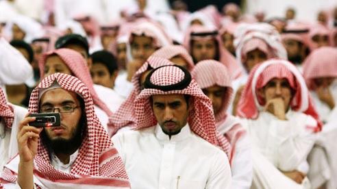 La coalizione saudita anti-terrore è appena nata ma già perde i pezzi