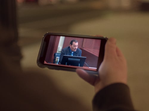 Da Tik Tok alla serie tv: tutte le tappe del ménage giudiziario Depp-Heard