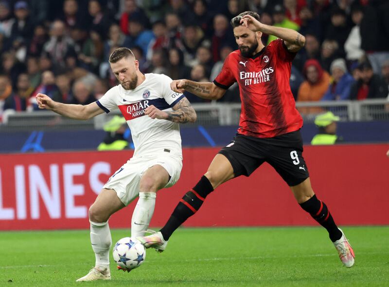 Giroud Skriniar Milan PSG