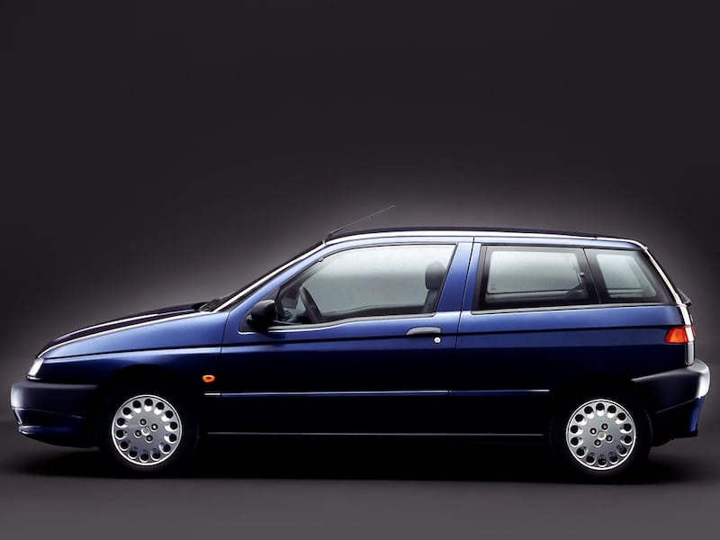 Alfa Romeo 145, guarda la gallery 5