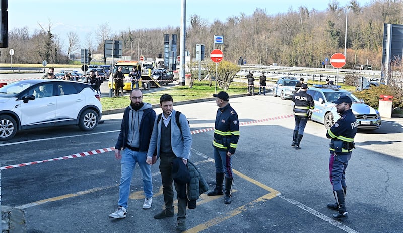 L’area di servizio scenario della sparatoria alle porte di Ivrea 1