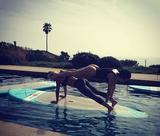 Celebrity e Yoga, le più belle foto su Instagram 25