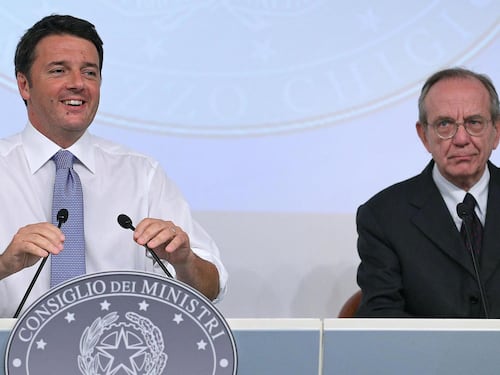 Renzi ci consegna alla Troika pur di vincere il referendum