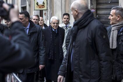 La prima passeggiata da presidente 7