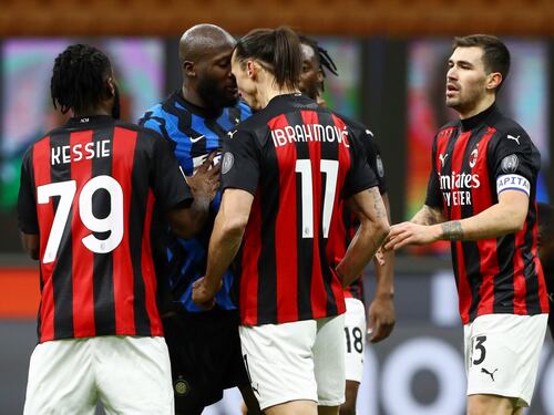 La frase choc: "Ti sparo in testa". La conversazione integrale Ibra-Lukaku