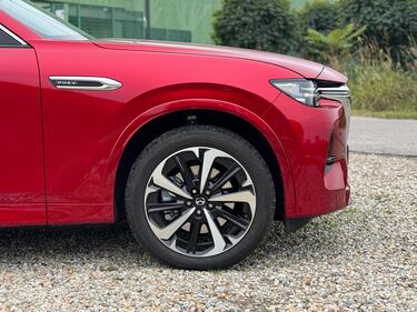 Mazda CX-60 PHEV: la gallery della rinnovata suv giapponese 5