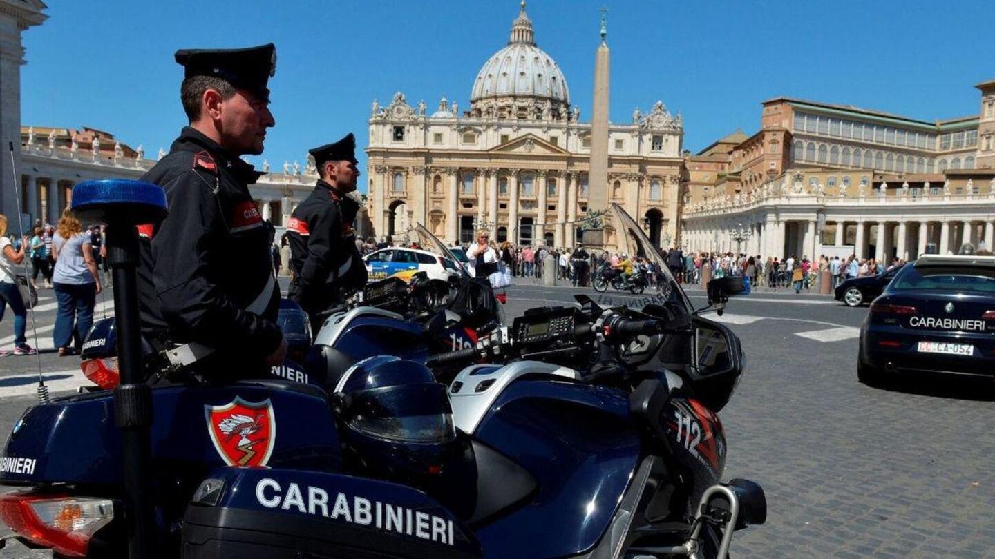La resa di Roma ai terroristi: "Meglio disperdere le folle"