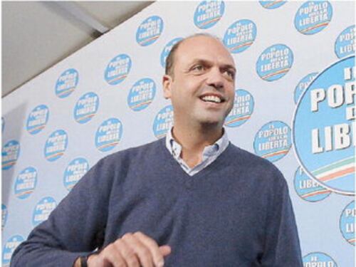 Alfano non lascia, raddoppia: "Mi candido"