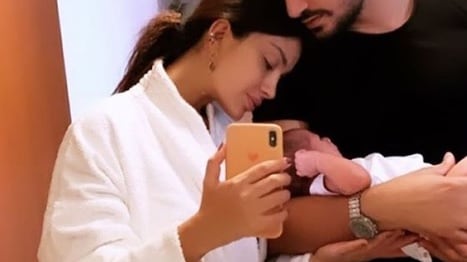Rosa Perrotta e Pietro Tartaglione festeggiano il primo mese del loro Domenico